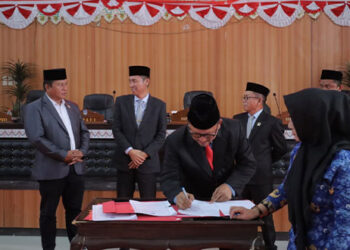 DPRD Bolsel Ketok Palu LPj APBD 2025, Pengawasan Ketat Berbuah Prestasi Gemilang